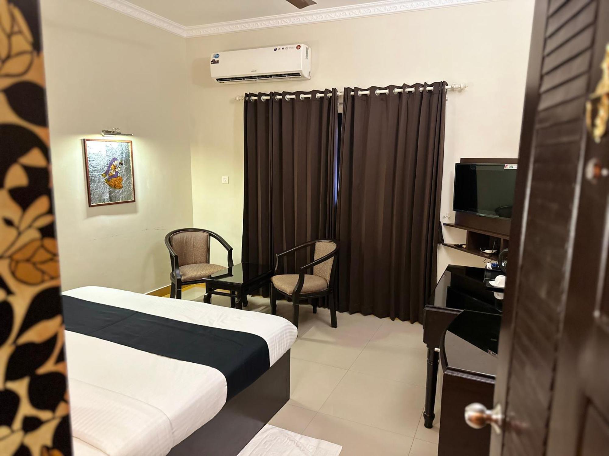 Gd International Redfort Nilambūr Екстериор снимка