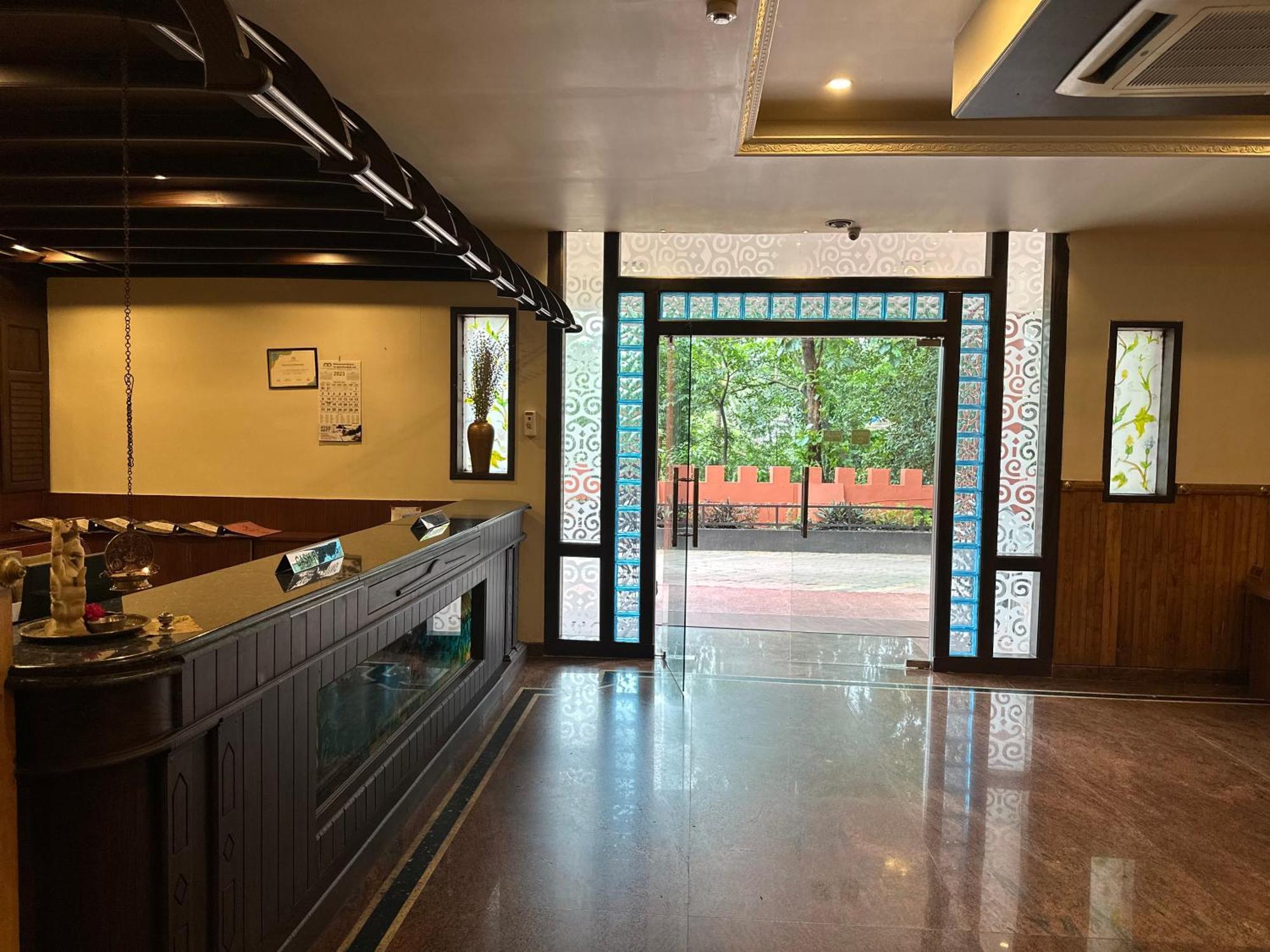Gd International Redfort Nilambūr Екстериор снимка